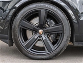Porsche Cayenne Image 4