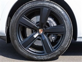 Porsche Cayenne Image 4