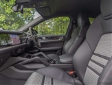Porsche Cayenne Image 3