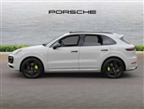 Porsche Cayenne Image 5