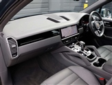 Porsche Cayenne Image 3