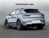 Porsche Cayenne Image 2
