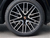Porsche Cayenne Image 4