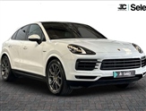 Porsche Cayenne Image 1