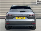 Porsche Cayenne Image 4