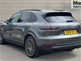 Porsche Cayenne Image 5