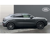 Porsche Cayenne Image 5