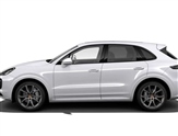 Porsche Cayenne Image 2