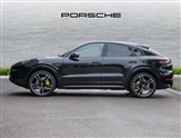 Porsche Cayenne Image 2