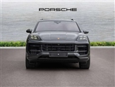 Porsche Cayenne Image 4