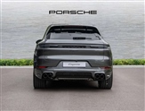 Porsche Cayenne Image 5