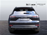 Porsche Cayenne Image 5