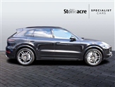 Porsche Cayenne Image 6