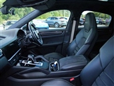 Porsche Cayenne Image 4