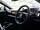 Porsche Cayenne Image 5