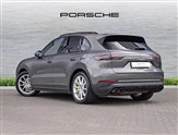Porsche Cayenne Image 2