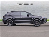 Porsche Cayenne Image 3