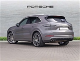 Porsche Cayenne Image 2