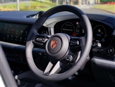 Porsche Cayenne Image 4