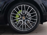 Porsche Cayenne Image 4
