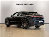 Porsche Cayenne Image 2