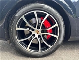 Porsche Cayenne Image 4