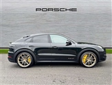 Porsche Cayenne Image 2