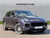Porsche Cayenne Image 1