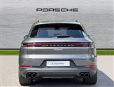 Porsche Cayenne Image 6