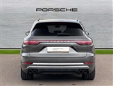 Porsche Cayenne Image 5