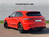 Porsche Cayenne Image 2