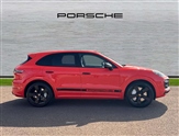 Porsche Cayenne Image 4