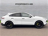 Porsche Cayenne Image 4