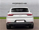 Porsche Cayenne Image 5