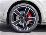 Porsche Cayenne Image 4