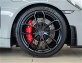 Porsche Cayman Image 4