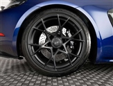 Porsche Cayman Image 3