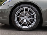 Porsche Cayman Image 4