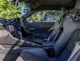 Porsche Cayman Image 3