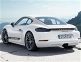 Porsche Cayman Image 3