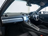 Porsche Cayman Image 3