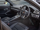 Porsche Cayman Image 4