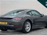Porsche Cayman Image 3
