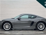 Porsche Cayman Image 6