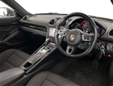 Porsche Cayman Image 6