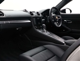 Porsche Cayman Image 3