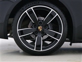 Porsche Cayman Image 4