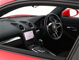 Porsche Cayman Image 3