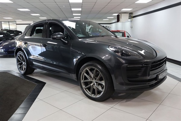 Large image for the Used Porsche MACAN