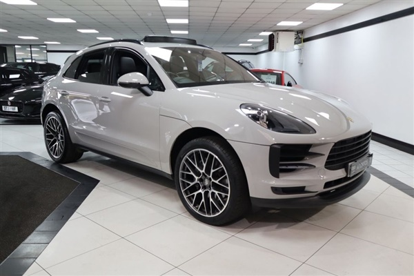 Large image for the Used Porsche MACAN